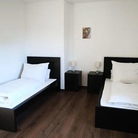 Mivano-Apartments Wifi Kueche Netflix Celle Esterno foto